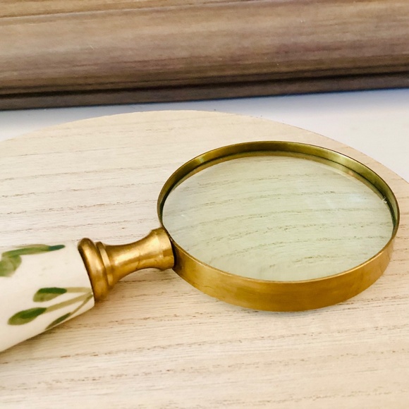 Brass Lupe Magnifying Glass Ceramic White Green Floral Handle 7.5” Elegant Gift - Picture 8 of 12